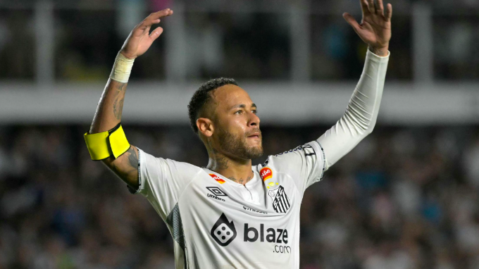 Neymar retorna ao Santos após 12 anos: O ídolo volta para casa